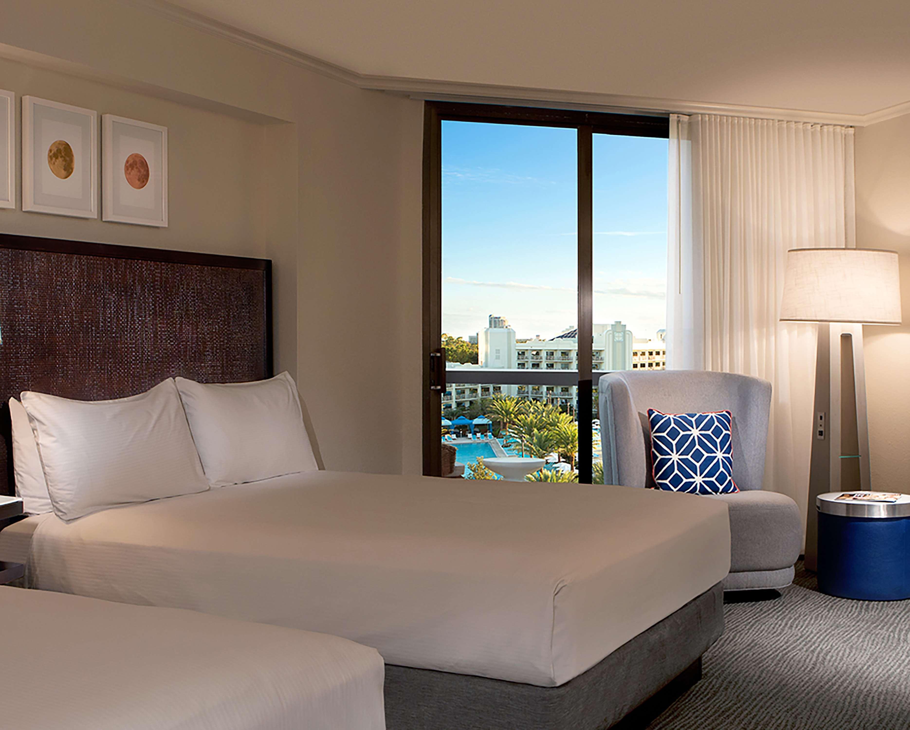 לייק בואנה ויסטה Hilton Orlando Buena Vista Palace - Disney Springs Area מראה חיצוני תמונה
