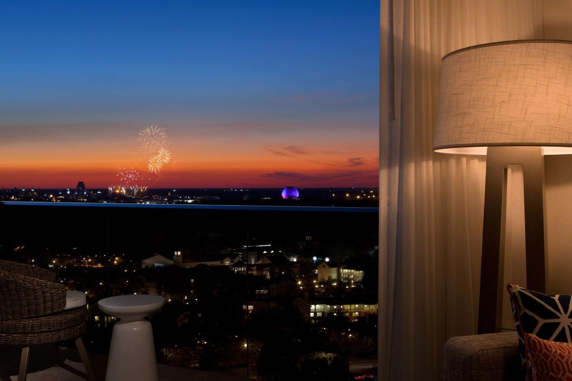 לייק בואנה ויסטה Hilton Orlando Buena Vista Palace - Disney Springs Area מראה חיצוני תמונה